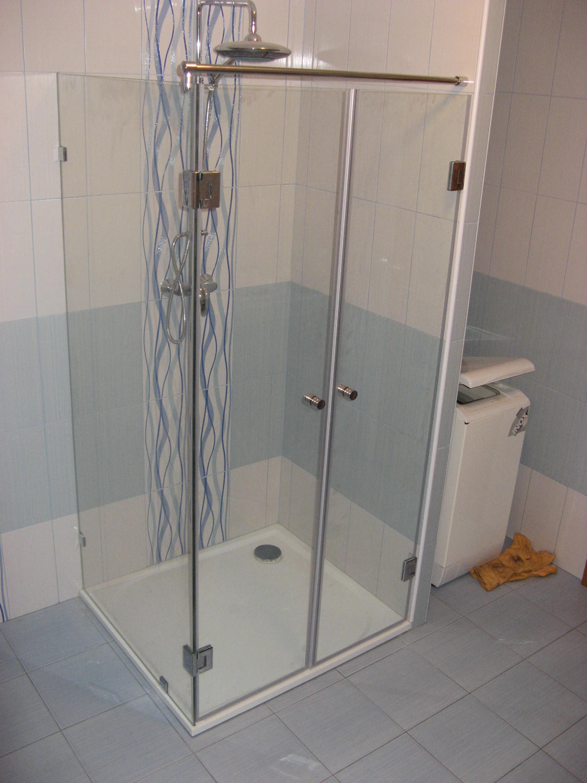 Sprcha Zídkovi 2.jpg